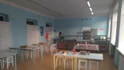 Школьная столовая